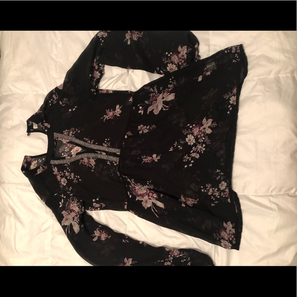 XS jolt long sleeve shirt